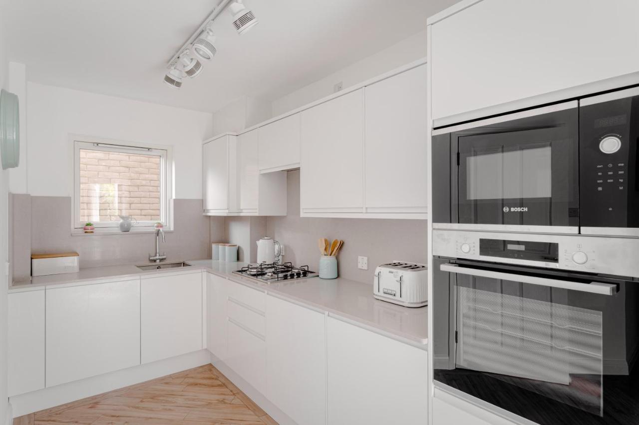 2 Bedroom City Centre Townhouse - With Parking CBG Exteriör bild